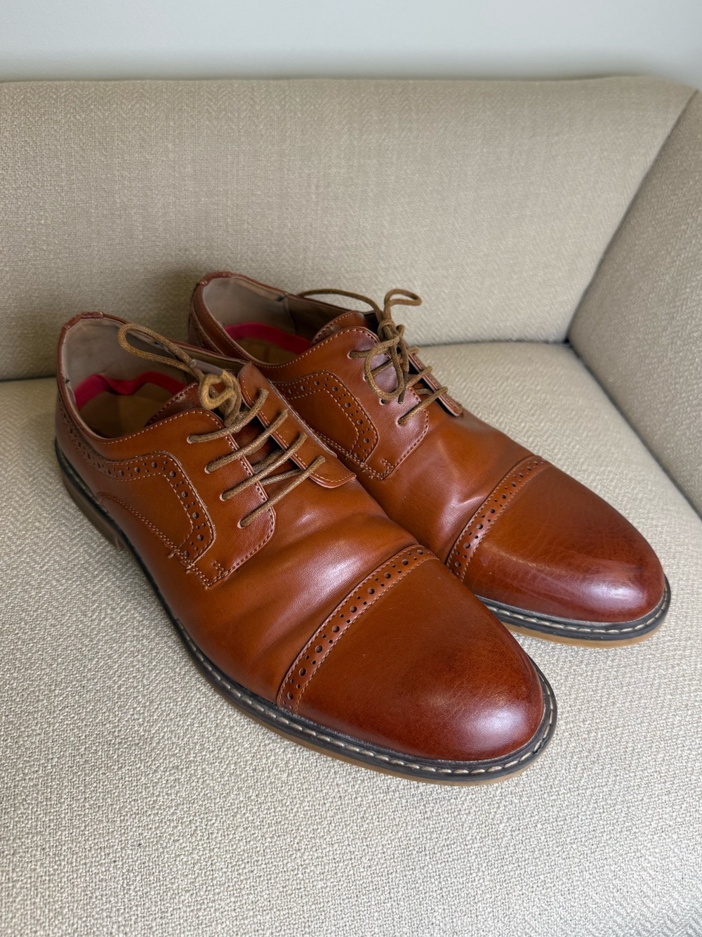 Temeshu Men's Tan Leather Cap-Toe Derby Oxfords in Cognac Brown Leather